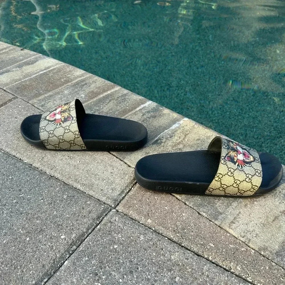 Gucci - GG Supreme Angry Cat Leather Slides/Sandals - Picture 6 of 6